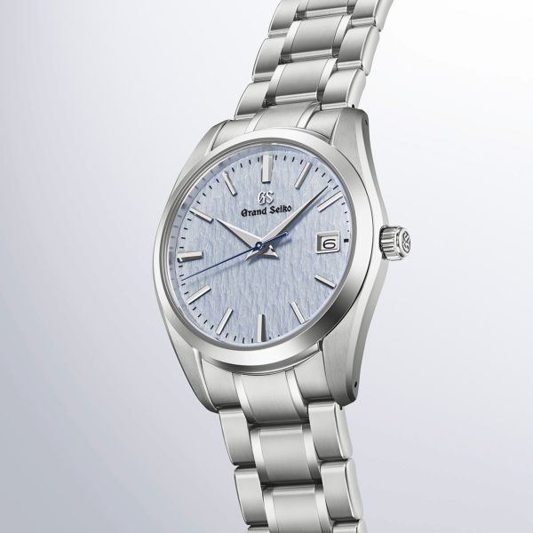 Grand Seiko Heritage "Skyflake" quartz blue dial titanium bracelet 37 mm