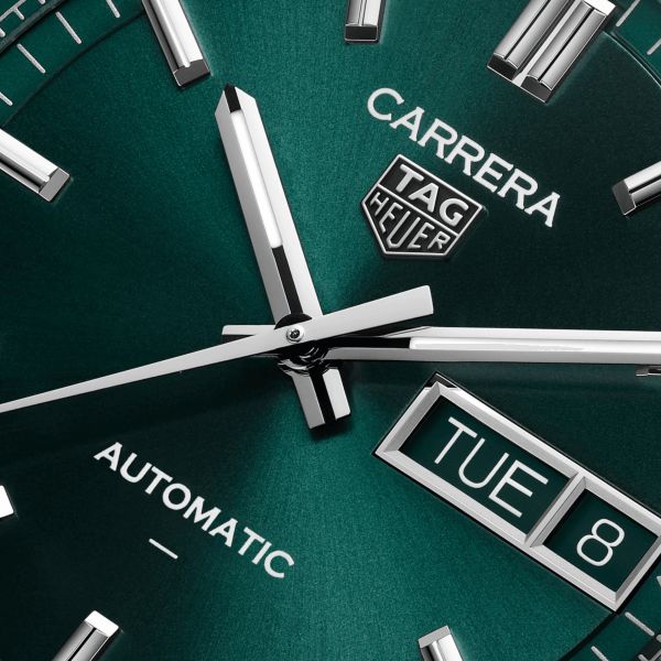 TAG Heuer Carrera Day-Date Automatic green dial steel bracelet 41 mm