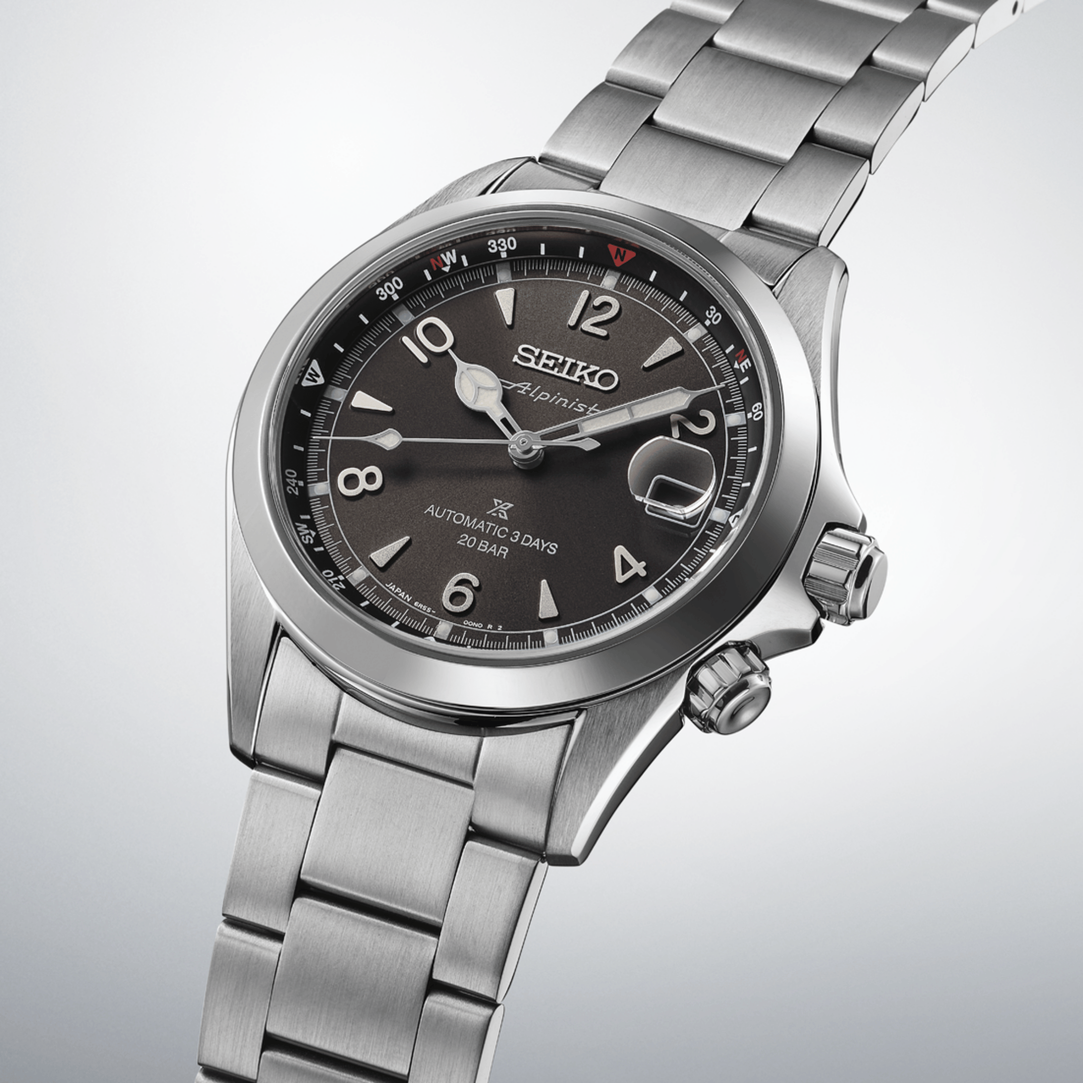 Montre Seiko Prospex Alpinist 2025 automatique cadran noir bracelet acier 39,5 mm