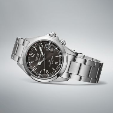 Montre Seiko Prospex Alpinist 2025 automatique cadran noir bracelet acier 39,5 mm
