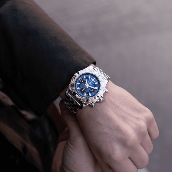Montre Breitling Chronomat 41 Chronographe B01 automatique 41 mm Full Set 2016