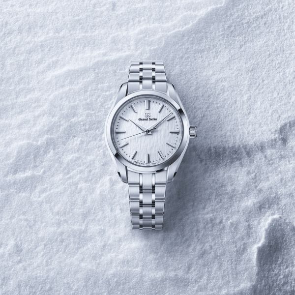 Grand Seiko Heritage "Snowflake" quartz white dial steel bracelet 33 mm