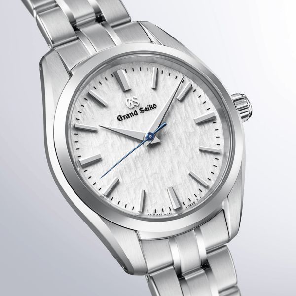 Grand Seiko Heritage "Snowflake" quartz white dial steel bracelet 33 mm