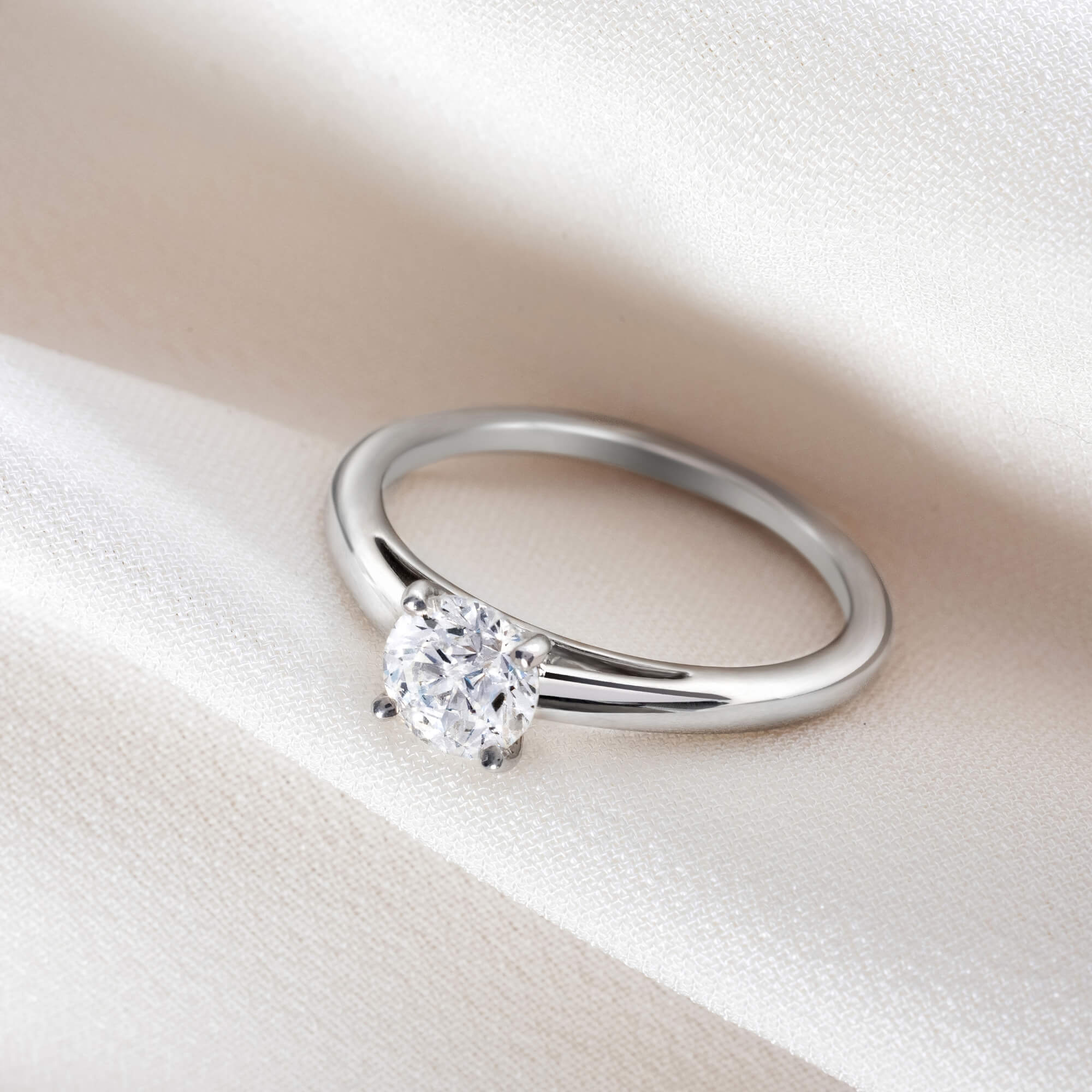 Solitaire Lepage Promesse en or blanc et diamant