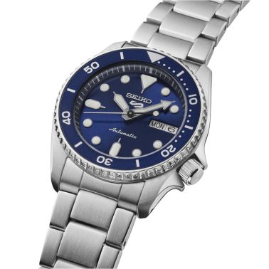 Montre Seiko 5 Sports SKX Midsize automatique cadran bleu bracelet acier 38 mm
