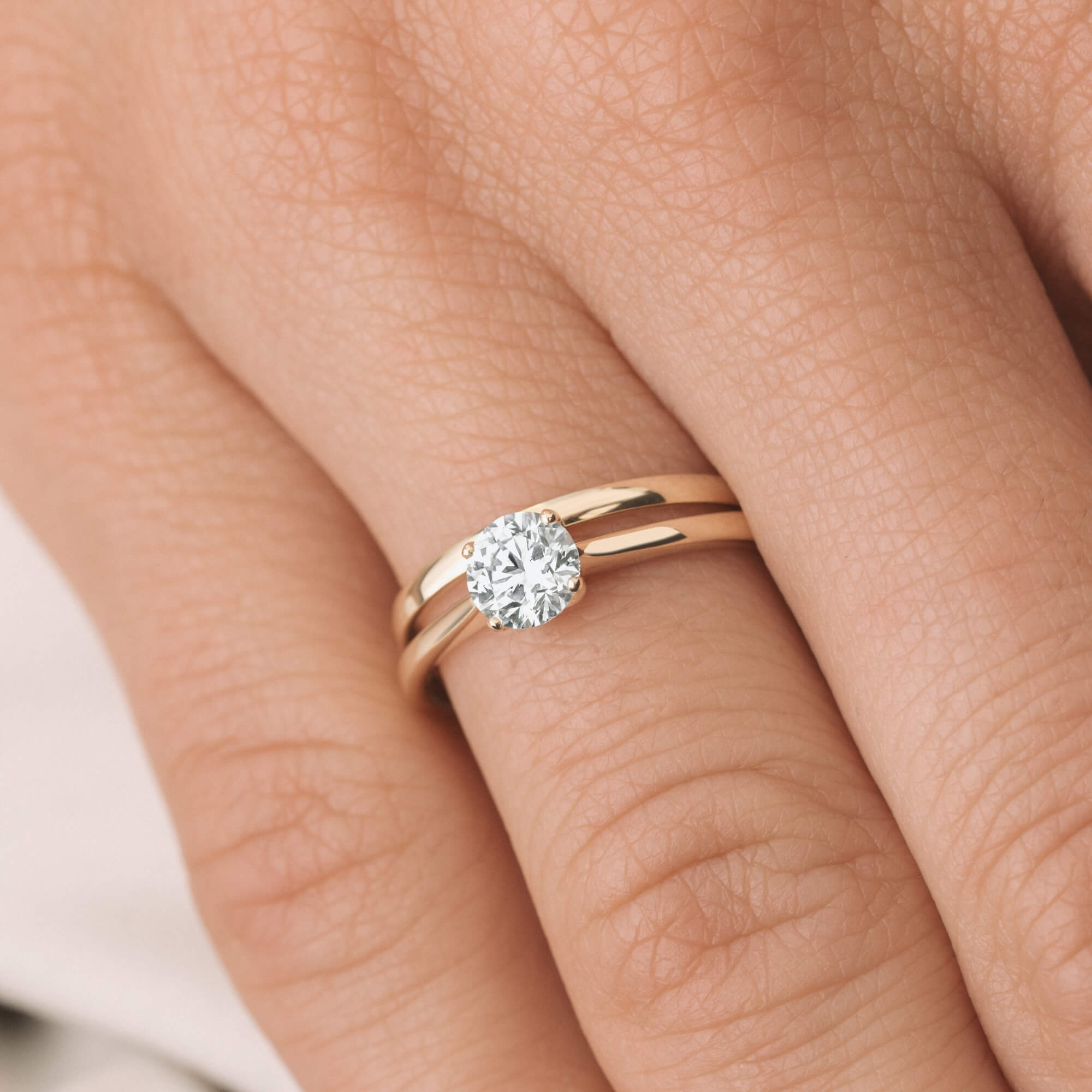 Lepage Desir engagement ring in yellow gold and diamond