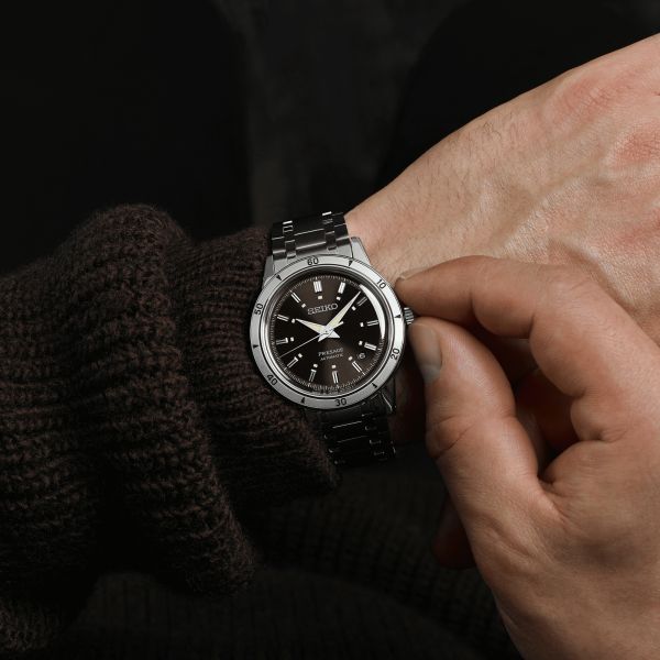 Montre Seiko Presage Style 60s automatique cadran marron bracelet acier 39,5 mm