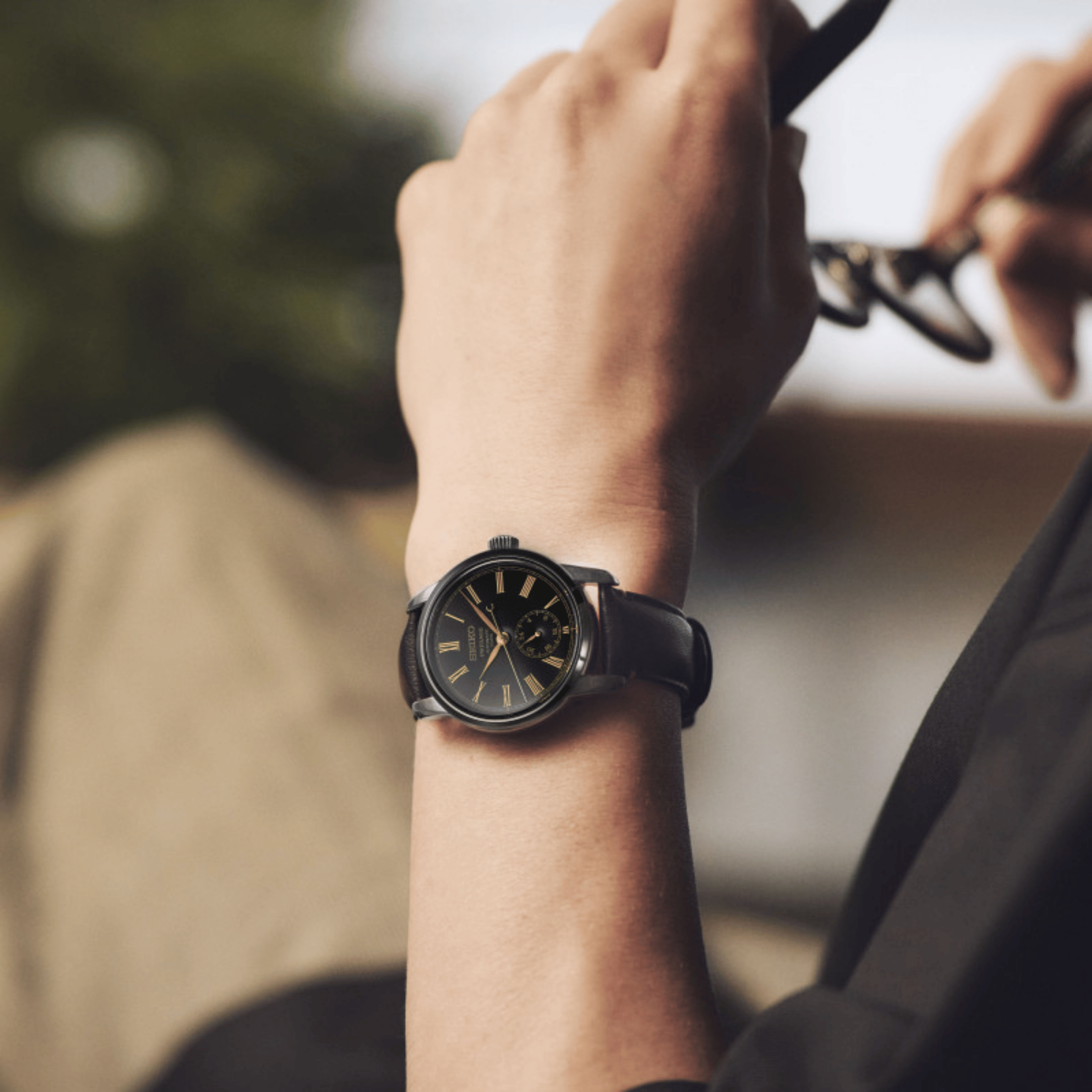 Montre Seiko Presage Classic Series “Craftsmanship” Laque Urushi automatique cadran noir bracelet cuir 40,2 mm
