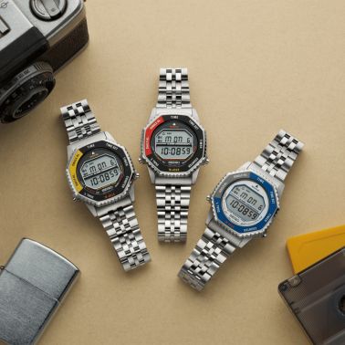 Montre Seiko Rotocall quartz lunette noire et jaune bracelet acier 37 mm