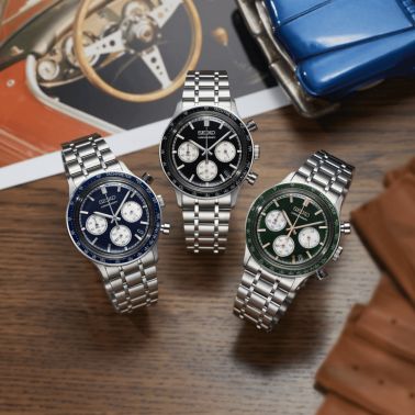 Seiko Sport Chronograph mecaquartz "reverse panda" black dial dial steel bracelet 38,7 mm