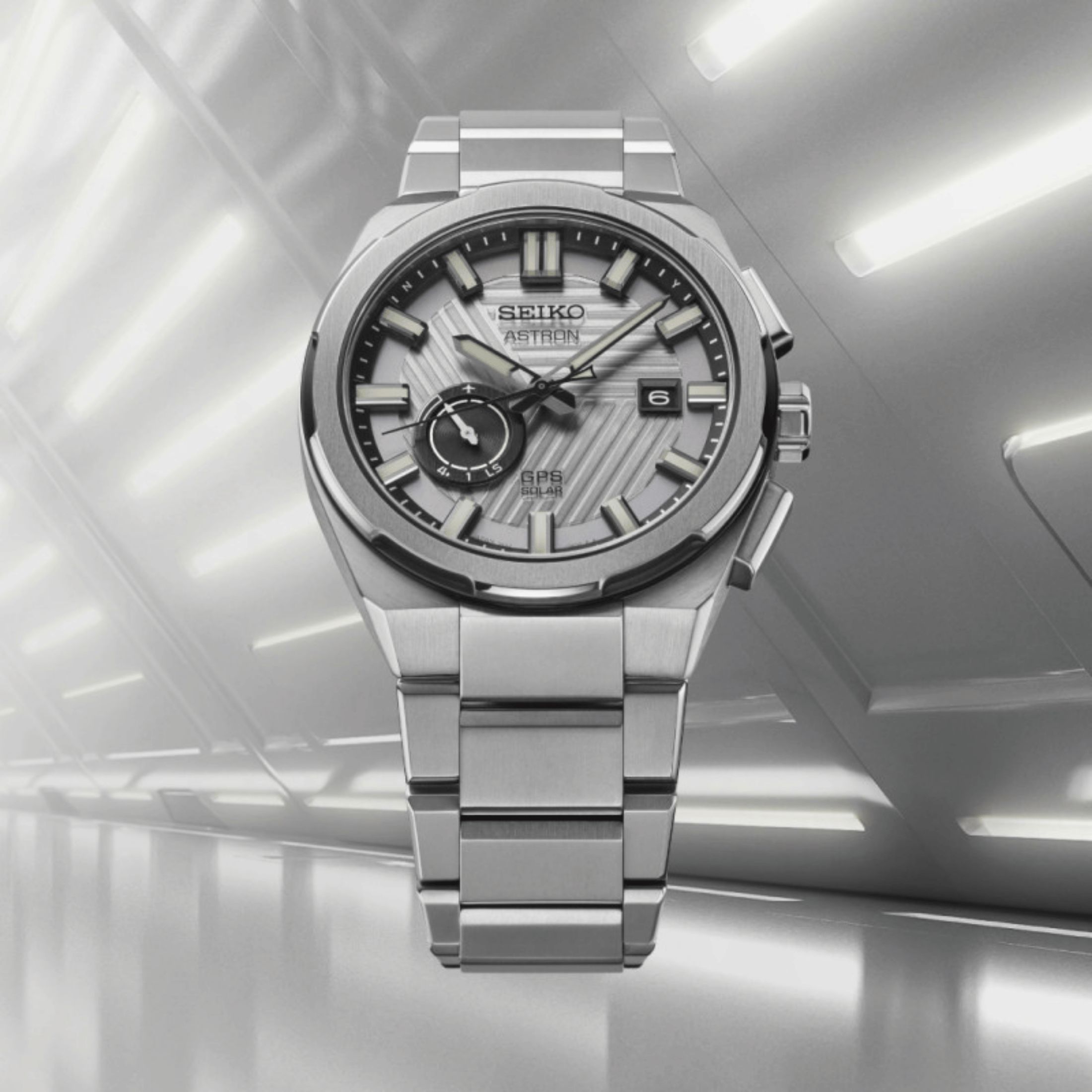 Seiko Astron GPS Solar Silvertone 'Earth' SSJ037J1 - Lepage