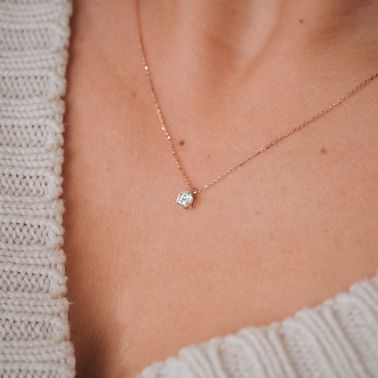 Lepage Joli Cœur necklace in rose gold and diamonds