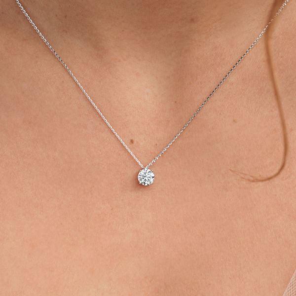 Collier Lepage Chéri en or blanc et saphir vert