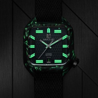 Montre March LA.B AM2 Automatique Nyctalope en carbone bracelets jacquard vert et noir 38 mm