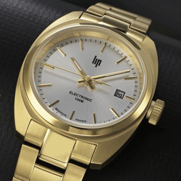 Montre Lip Général De Gaulle dorée quartz cadran argent bracelet acier PVD or jaune 31 mm