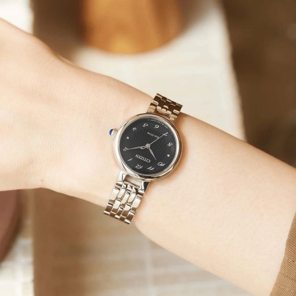 Montre Citizen L Eco-Drive cadran noir bracelet acier 28 mm