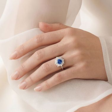 Lepage Dentelle ring in white gold, sapphire and diamonds