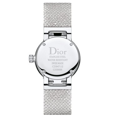Montre D de Dior Satine cadran nacre rose index diamants 25 mm