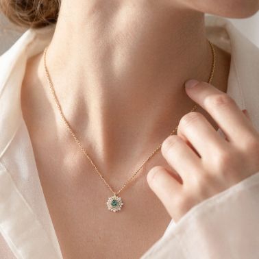 Collier Lepage Dentelle en or rose, saphir vert et diamants