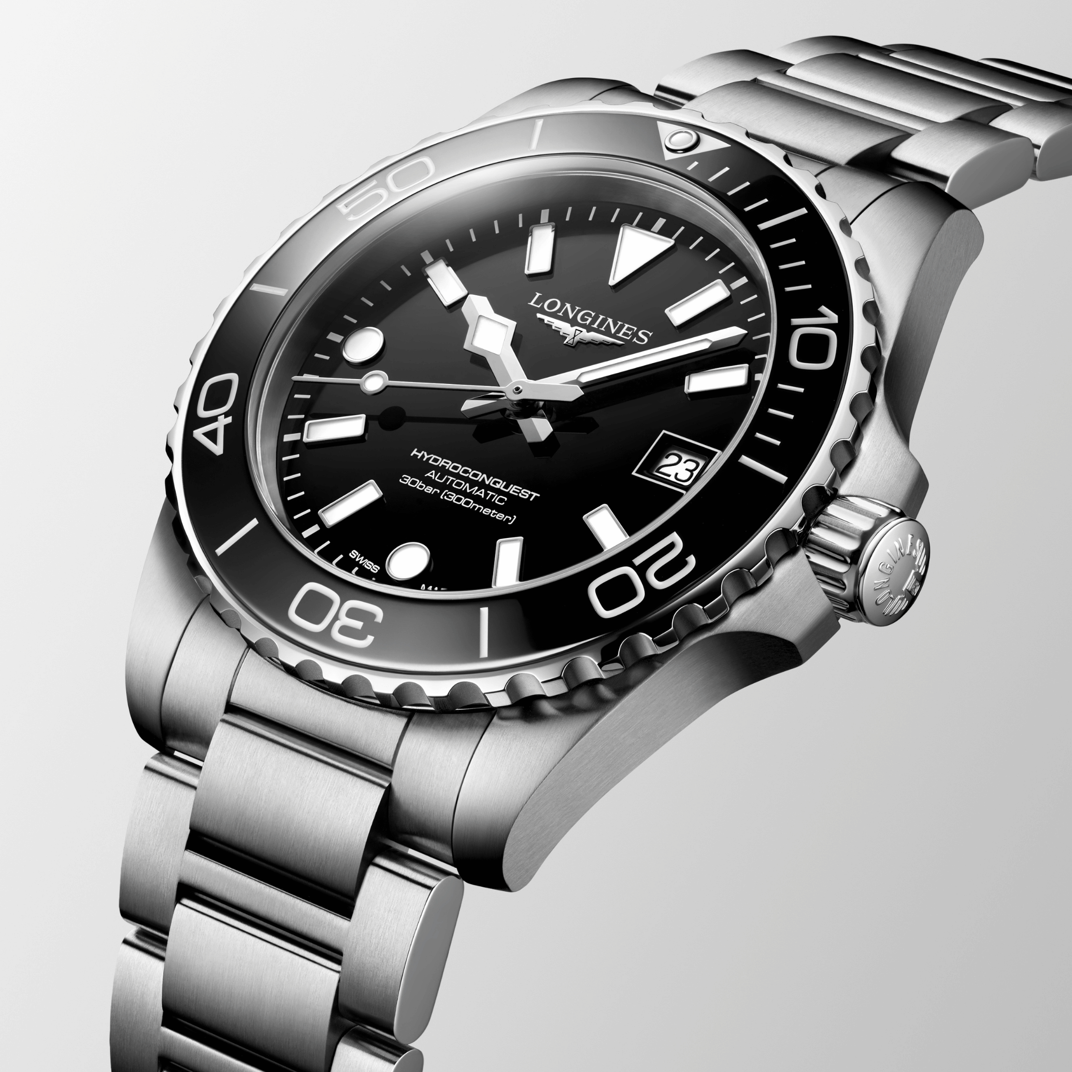 Montre Longines HydroConquest automatique cadran noir bracelet acier 39 mm