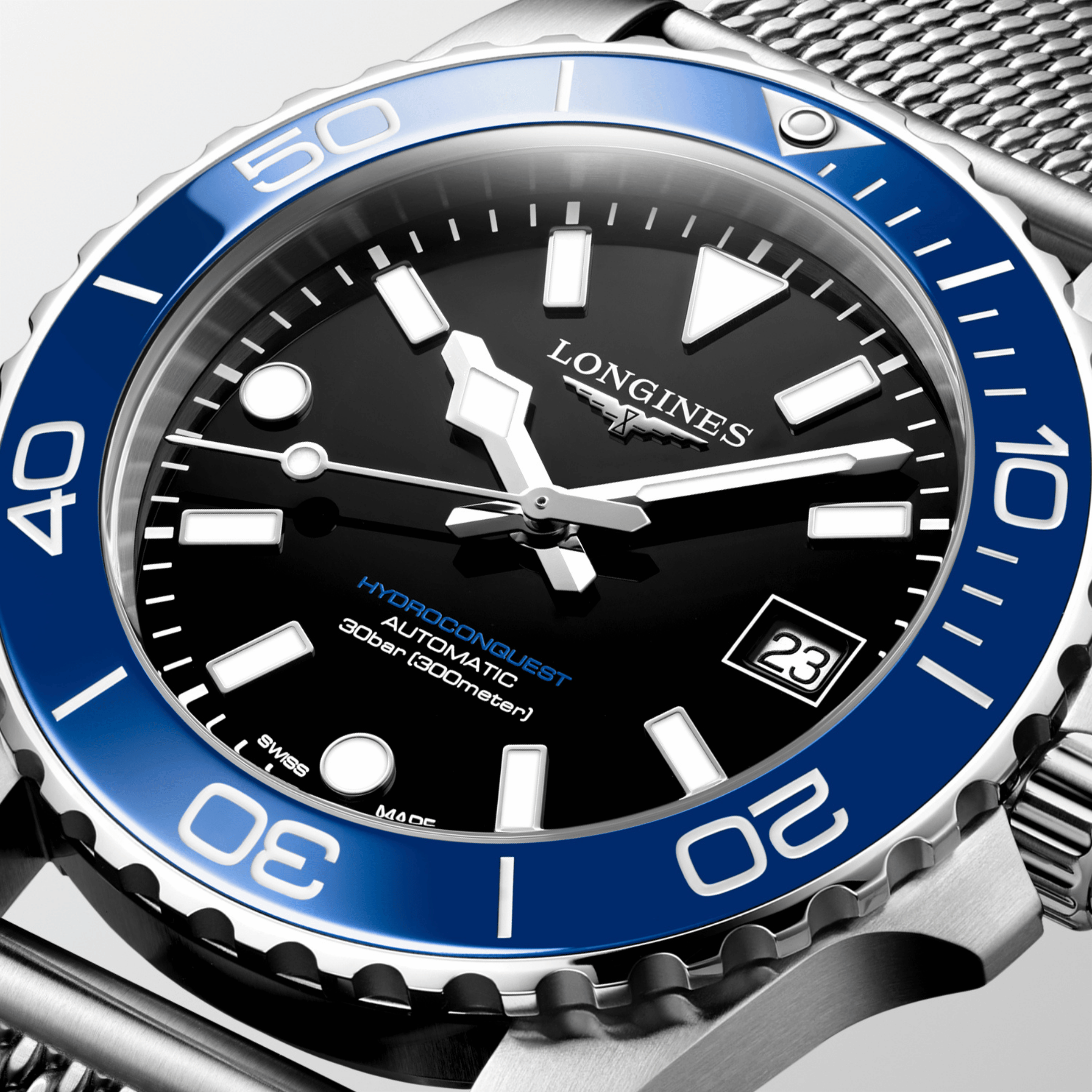 Montre Longines HydroConquest automatique cadran noir bracelet acier milanais 39 mm