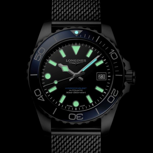 Montre Longines HydroConquest automatique cadran noir bracelet acier milanais 39 mm