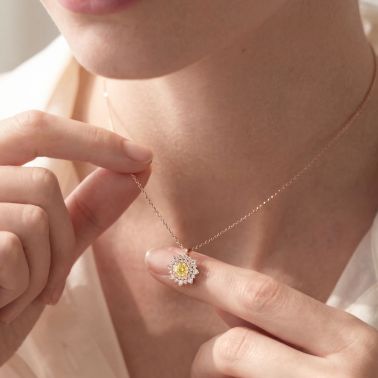 Lepage Dentelle necklace in rose gold, yellow sapphire and diamonds