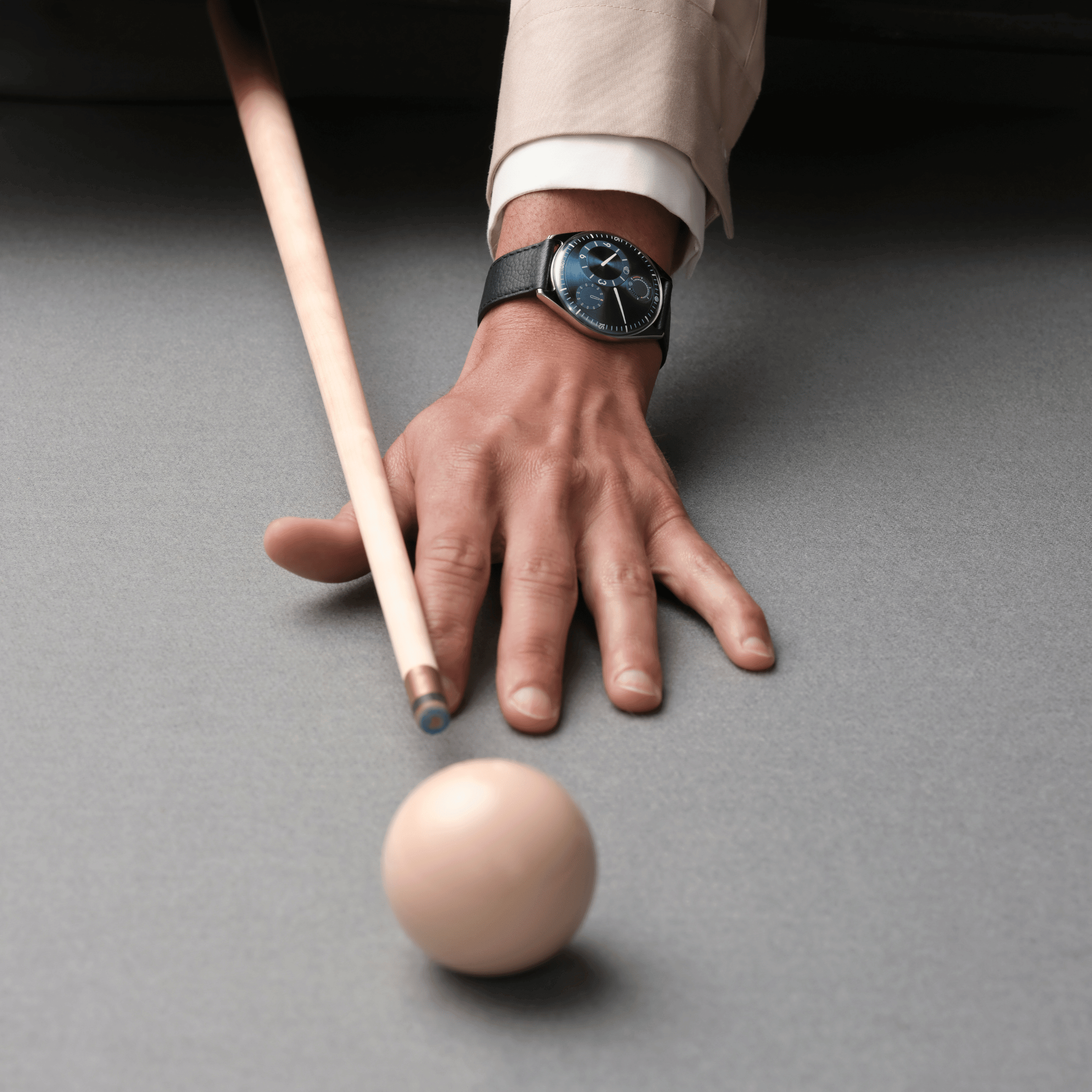 Ressence TYPE 11 Sky titanium automatic blue dial leather strap 41 mm