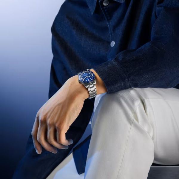 copy ofTudor Black Bay 54 automatic black dial steel bracelet 37 mm