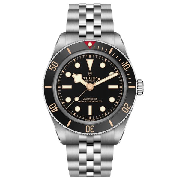Montre Tudor Black Bay 58 automatique cadran noir bracelet acier cinq mailles 39 mm