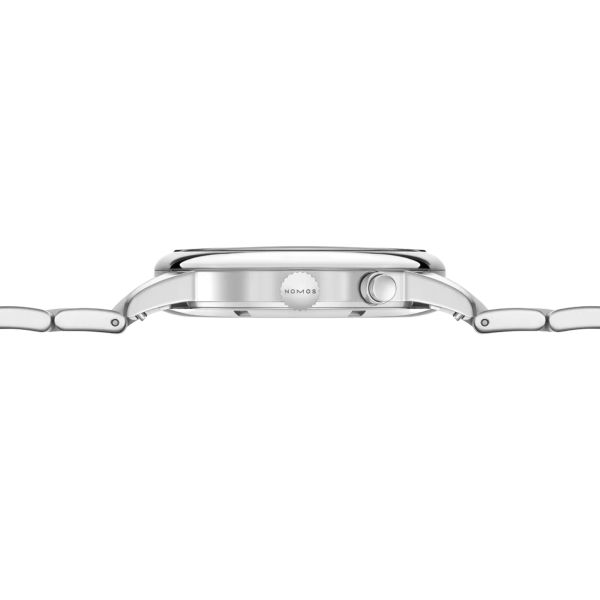 Montre Nomos Club Sport Neomatik Worldtimer Mondial cadran argent bracelet acier 40 mm