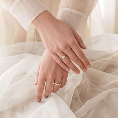 Lepage Première Dame engagement ring in rose gold and diamonds