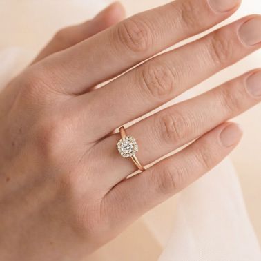 Lepage Jolie-Rose engagement ring in rose gold and diamonds