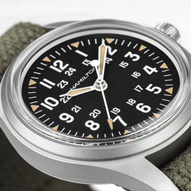 Montre Hamilton Khaki Field Mechanical “America 250” cadran noir bracelet NATO 36 mm