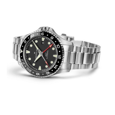 Montre Hamilton Khaki Navy Scuba automatique GMT cadran noir bracelet acier 43 mm