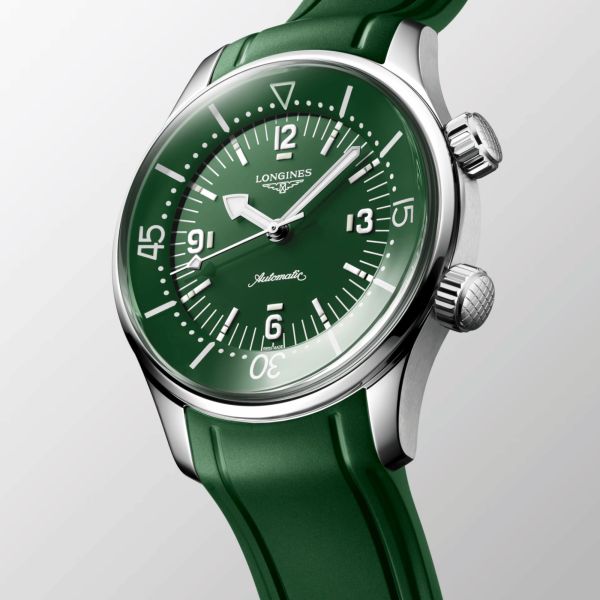 Montre Longines Legend Diver automatique cadran vert bracelet caoutchouc vert 39 mm