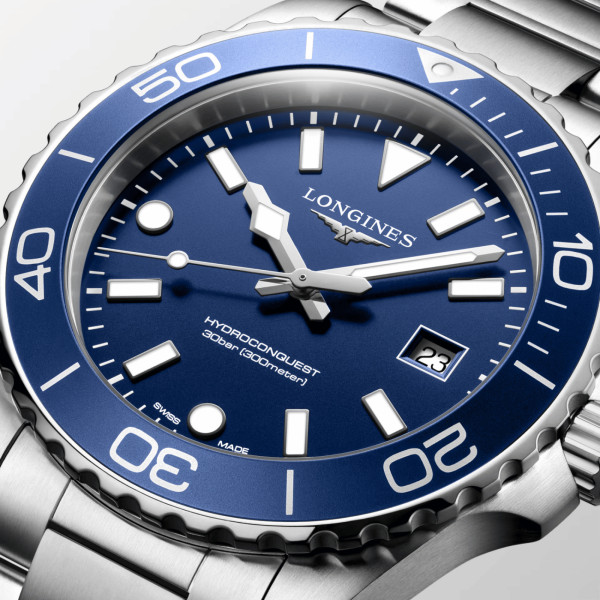 Longines HydroConquest quartz blue dial steel bracelet 42 mm