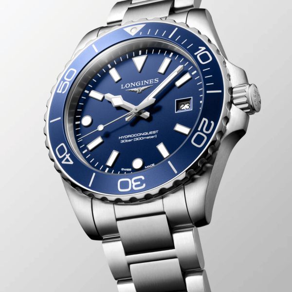Montre Longines HydroConquest quartz cadran bleu bracelet acier 42 mm