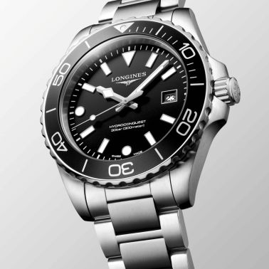 Montre Longines HydroConquest quartz cadran noir bracelet acier 42 mm