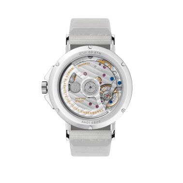 Montre Nomos Ahoi Neomatik Sable automatique fond saphir cadran sable bracelet tissu gris 36 mm