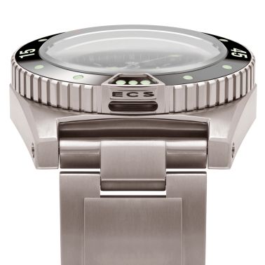 Montre ZRC GRANDS FONDS MN64 FULL Titane automatique cadran noir bracelet titane 41,5 mm