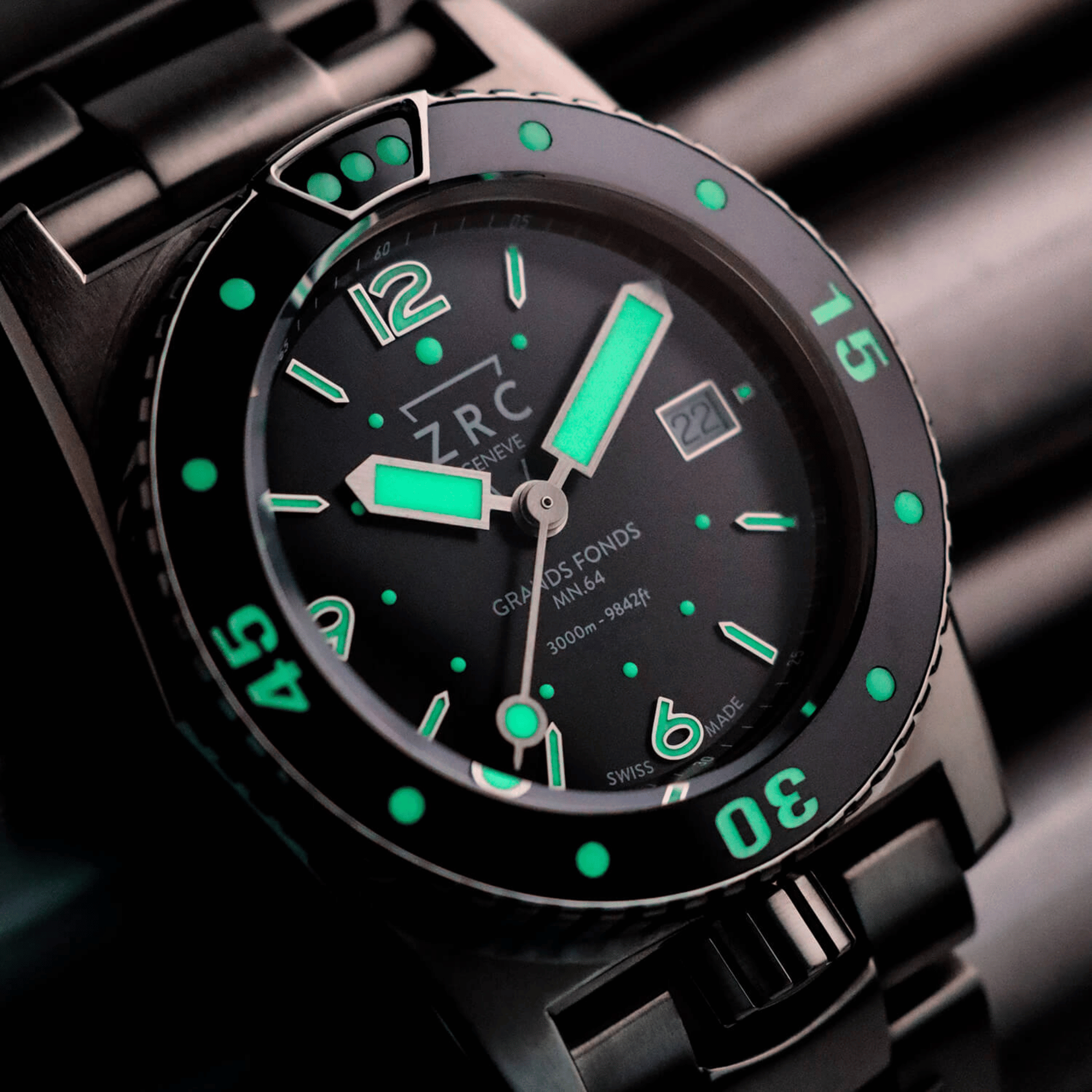 Montre ZRC GRANDS FONDS MN64 FULL Titane automatique cadran noir bracelet titane 41,5 mm