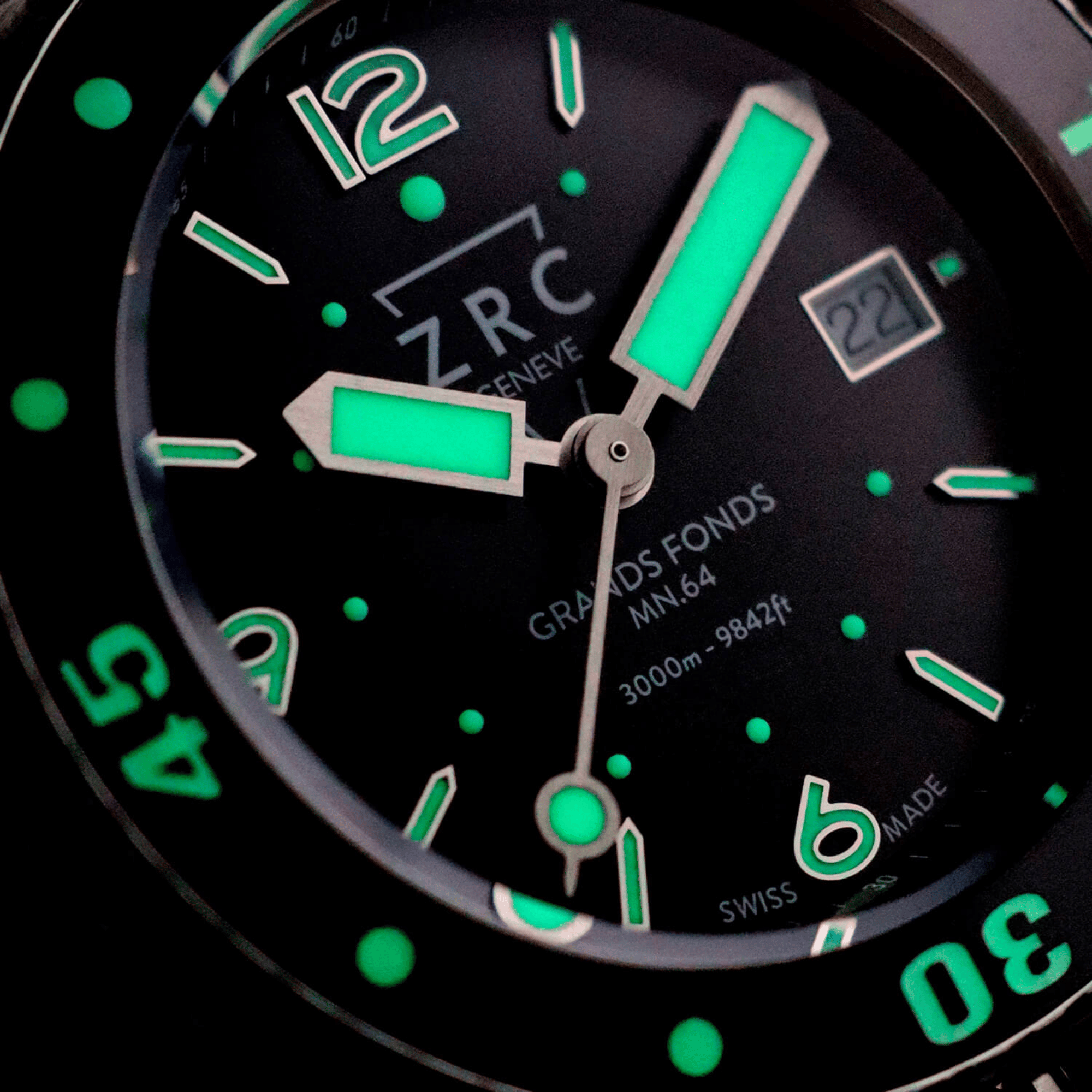 ZRC GRANDS FONDS MN64 FULL Titanium automatic black dial titanium bracelet 41,5 mm