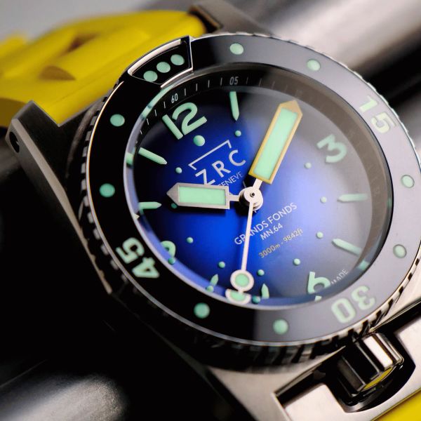 ZRC Grands Fonds MN64 Titanium Rubber Automatic Watch Gradient Dial Rubber Strap 41.5 mm