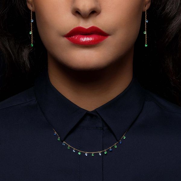 Collier La Brune et La Blonde Confetti Rio en or blanc saphirs bleus et tsavorites 1,80 carat - Porte