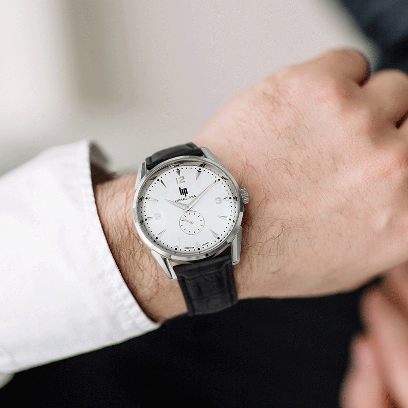 Montre Lip Himalaya quartz cadran argent bracelet cuir noir 40 mm