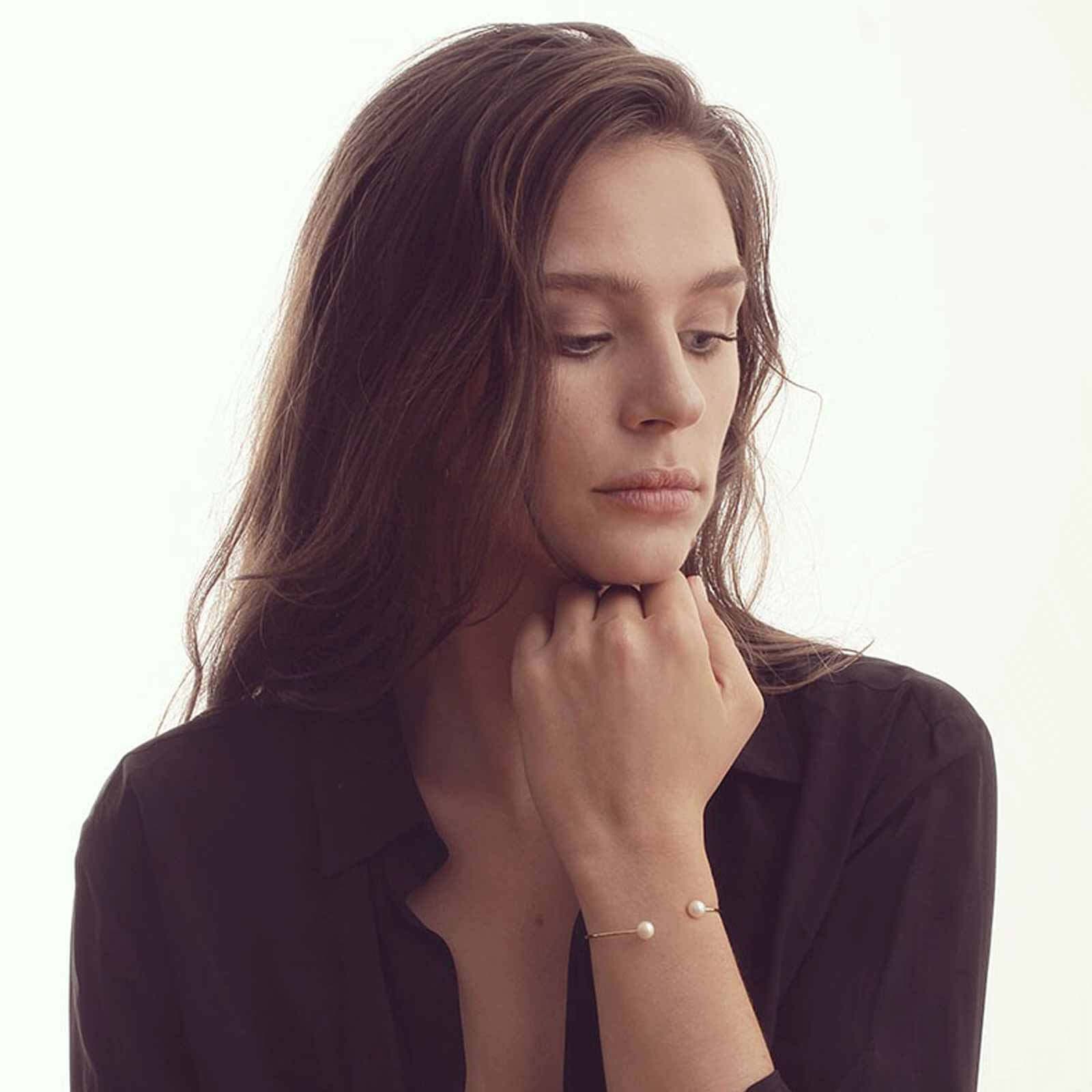 Bracelet Claverin Le Jonc en or jaune et perles blanches - PORTE