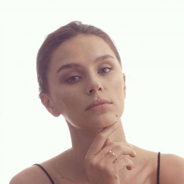 Bague Claverin Le Jonc en or jaune et perles roses