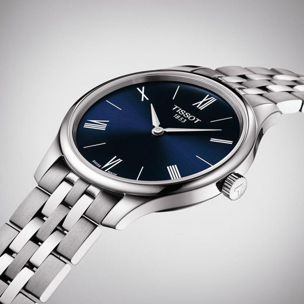 Montre Tissot T-Classic Tradition Lady quartz cadran bleu bracelet acier 31 mm