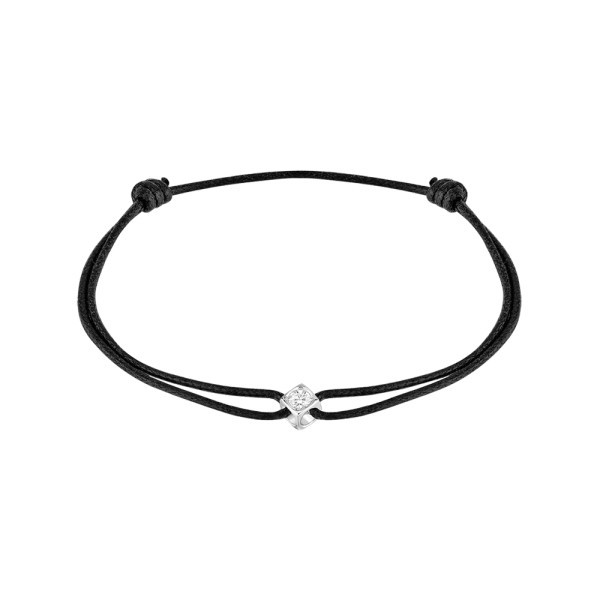 Bracelet Dinh Van Le Cube Diamant en or blanc et diamant sur cordon